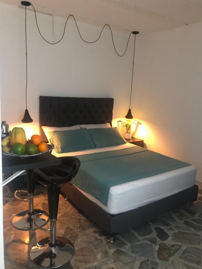 Vip Apartasuites Rosales Medellín Dış mekan fotoğraf
