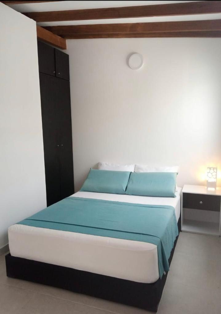 Vip Apartasuites Rosales Medellín Dış mekan fotoğraf