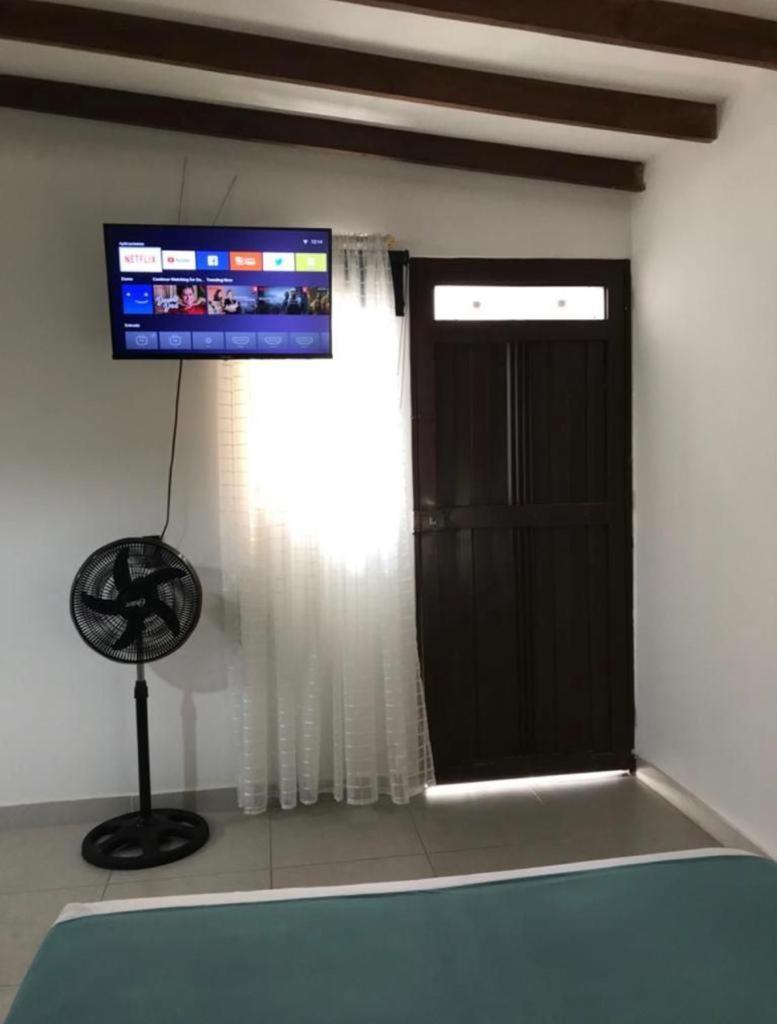 Vip Apartasuites Rosales Medellín Dış mekan fotoğraf