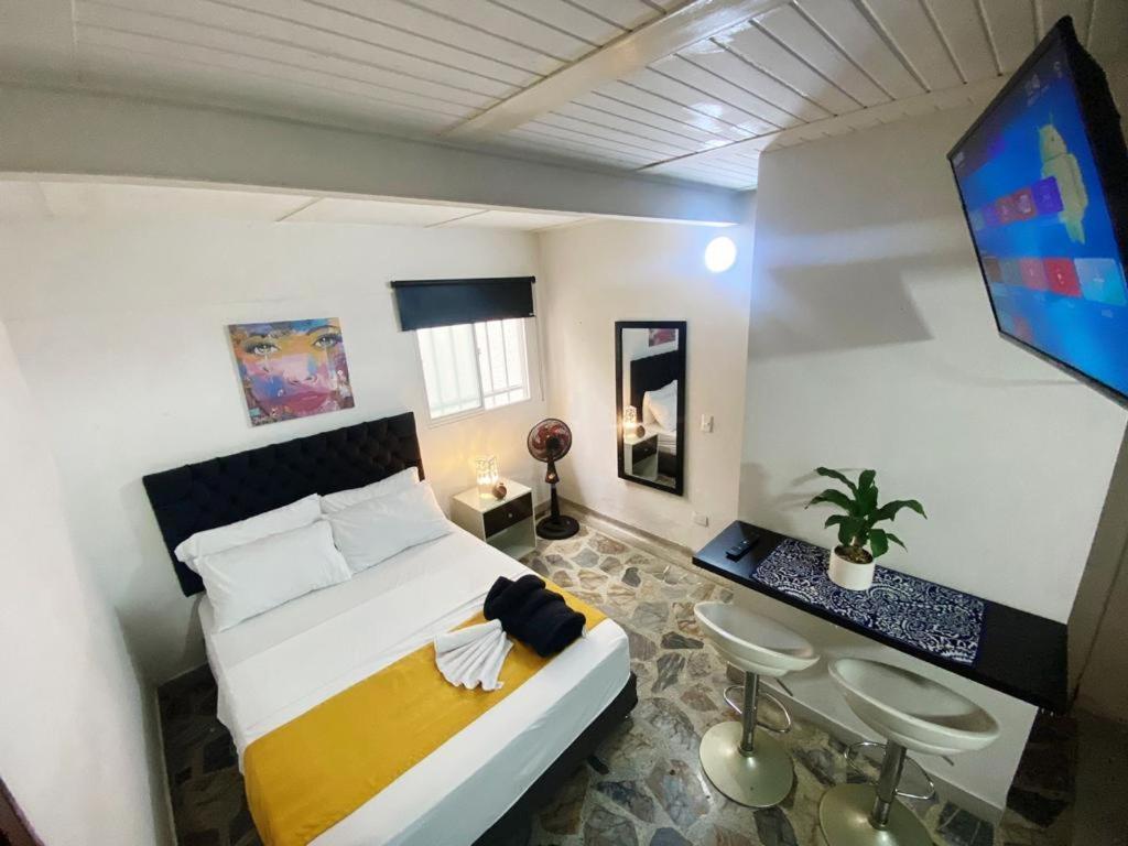 Vip Apartasuites Rosales Medellín Dış mekan fotoğraf